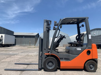 Вилочний навантажувач Toyota 02-8FD15 Вилочний навантажувач Toyota 02-8FD15